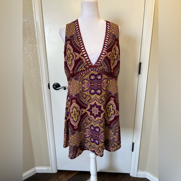 Tobi Dresses & Skirts - TOBI Retro Paisley Mini Dress | XS